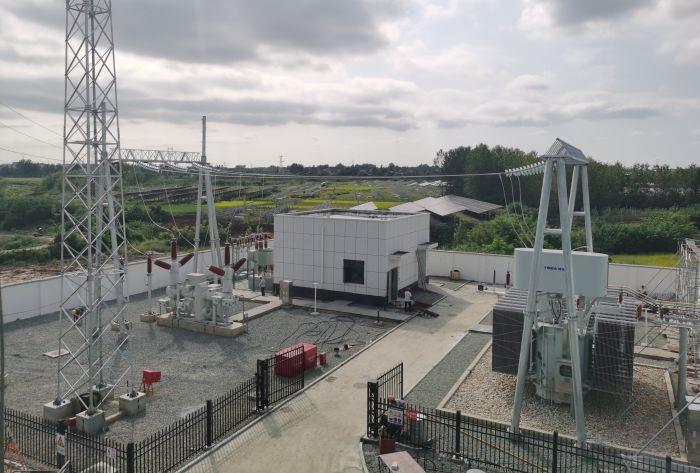 2 爭分奪秒,工程建設圓滿收官 (棗陽興隆光伏電站) 2 爭分奪秒,工程建設圓滿收官 (棗陽興隆光伏電站)