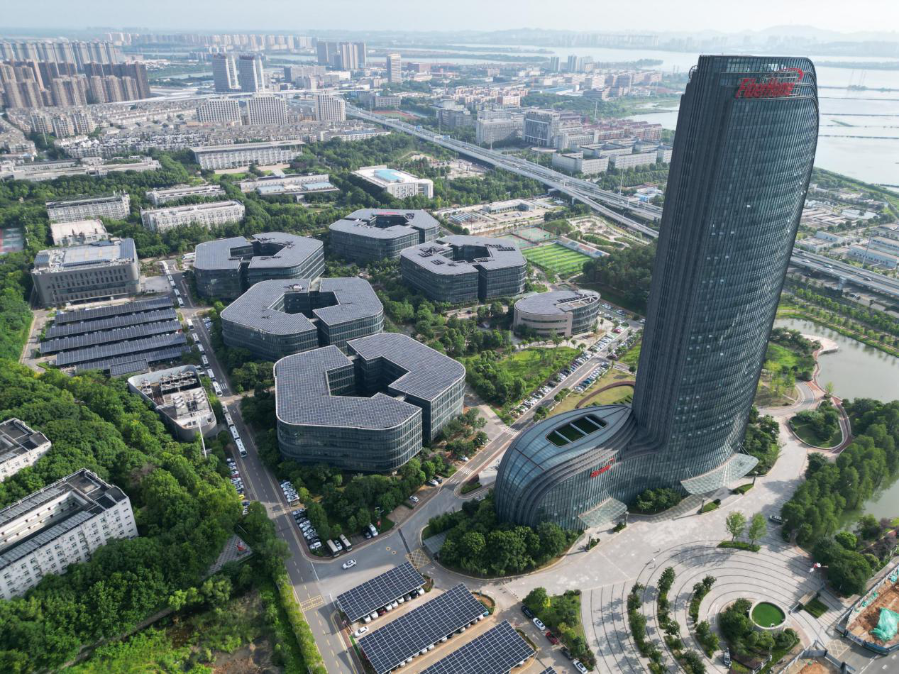 2.加快推動(dòng)綜合能源項(xiàng)目落地見(jiàn)效。 2.加快推動(dòng)綜合能源項(xiàng)目落地見(jiàn)效。