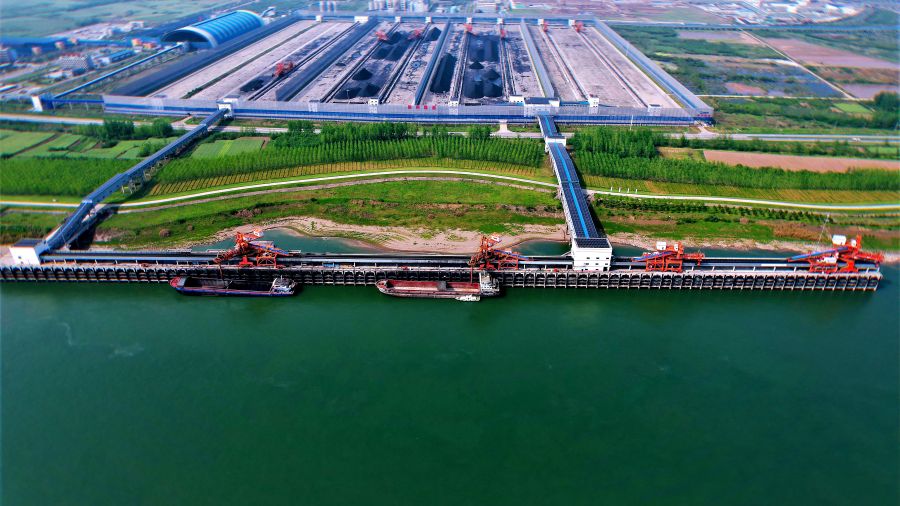 荊州煤港(攝影:張濤) 荊州煤港(攝影:張濤)